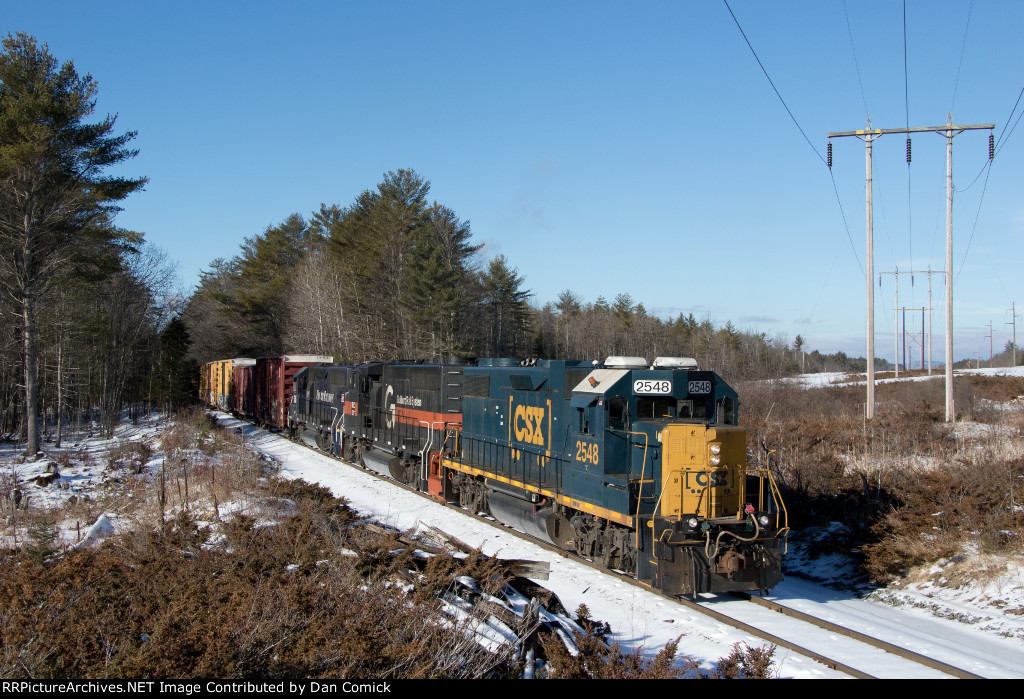 CSXT 2548 Leads RUPO at Hillman Ferry Rd.